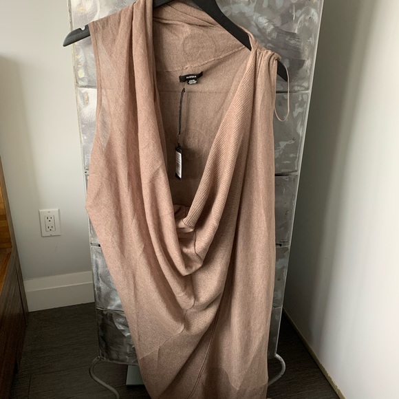 Asymmetrical dress/blouse - Picture 3 of 6